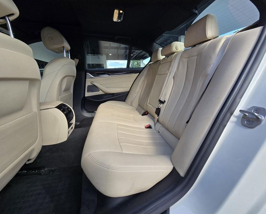2021 BMW 5 Series