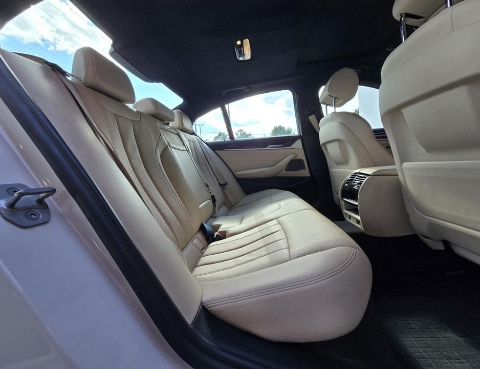 2021 BMW 5 Series