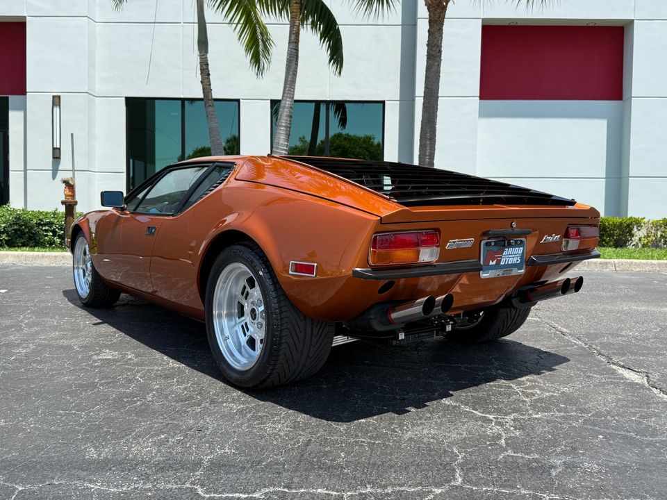 1974 DeTomaso Pantera