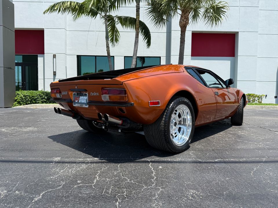 1974 DeTomaso Pantera