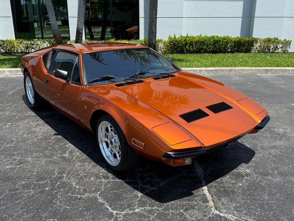1974 DeTomaso Pantera