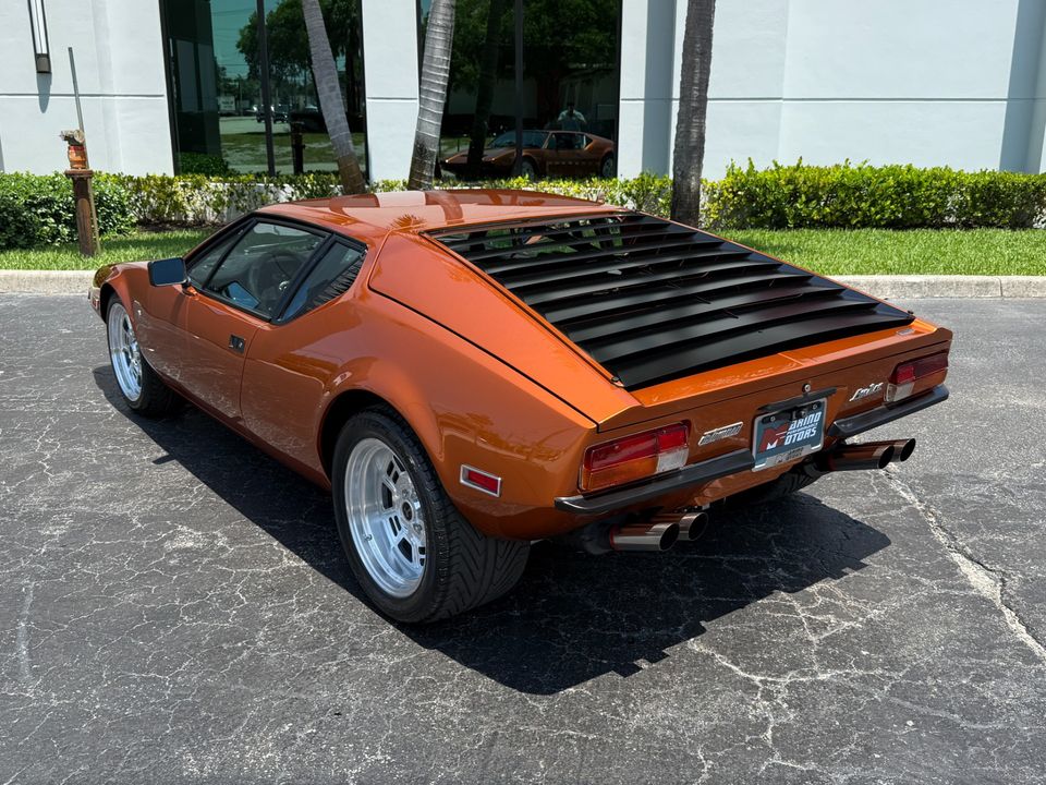1974 DeTomaso Pantera