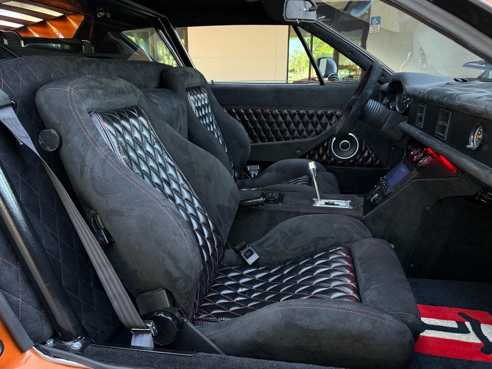 1974 DeTomaso Pantera