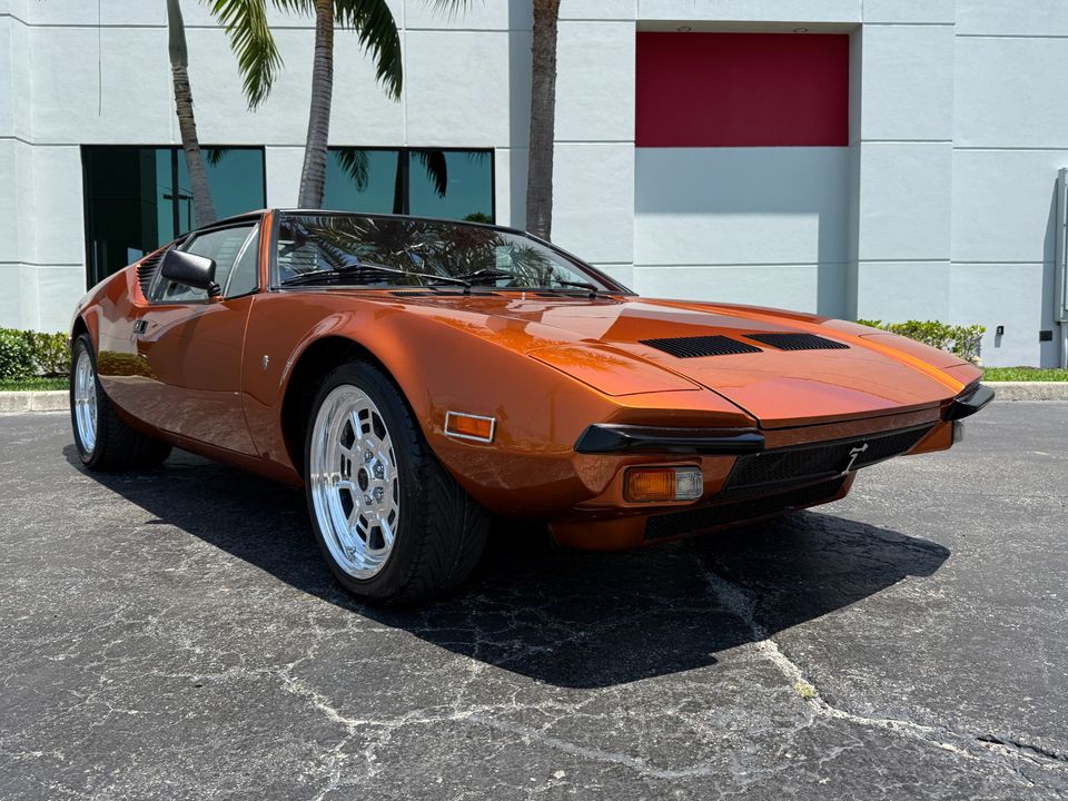 1974 DeTomaso Pantera