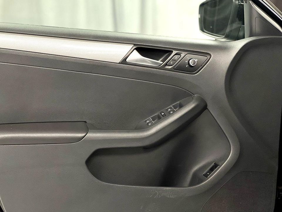 2015 Volkswagen Jetta