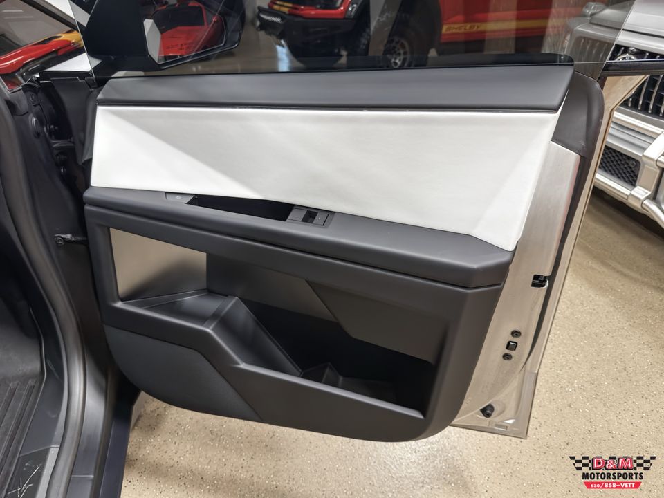 2024 Tesla Cybertruck