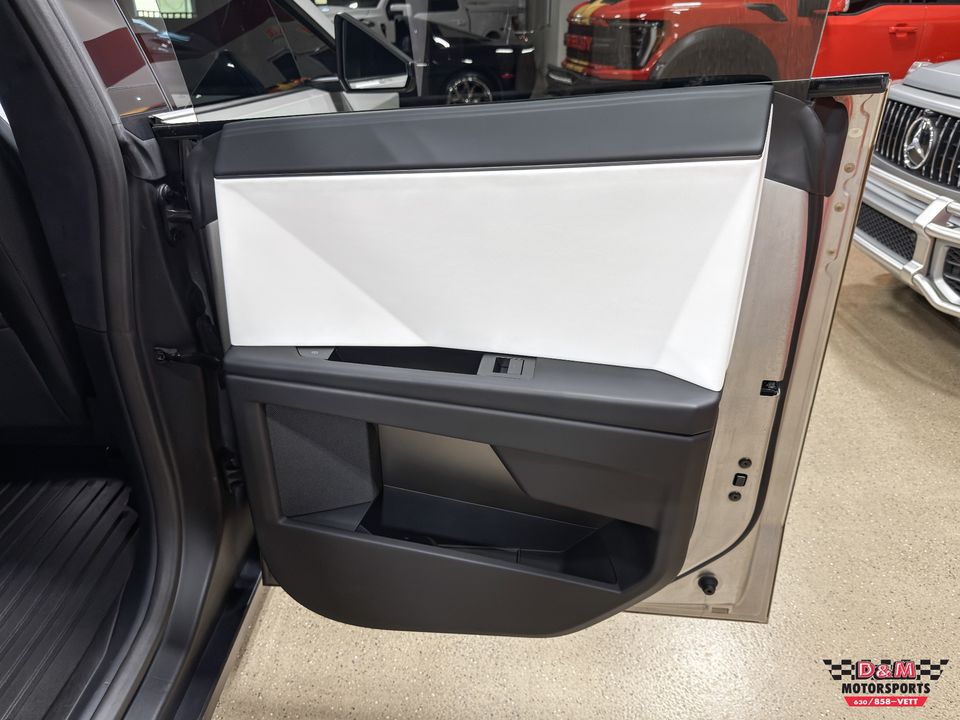 2024 Tesla Cybertruck