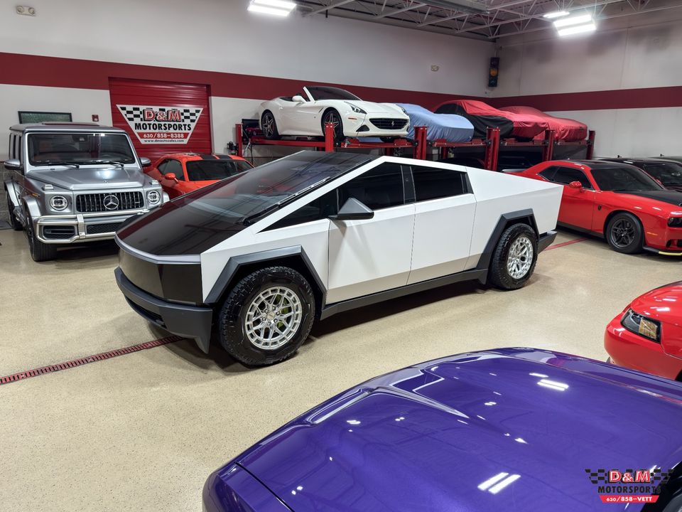 2024 Tesla Cybertruck