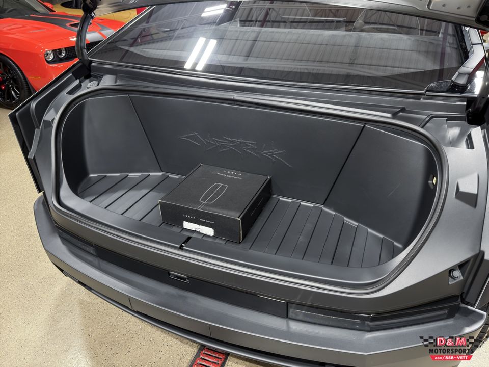 2024 Tesla Cybertruck