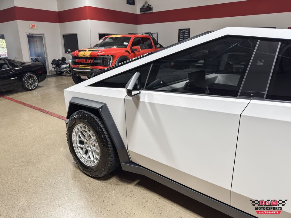 2024 Tesla Cybertruck