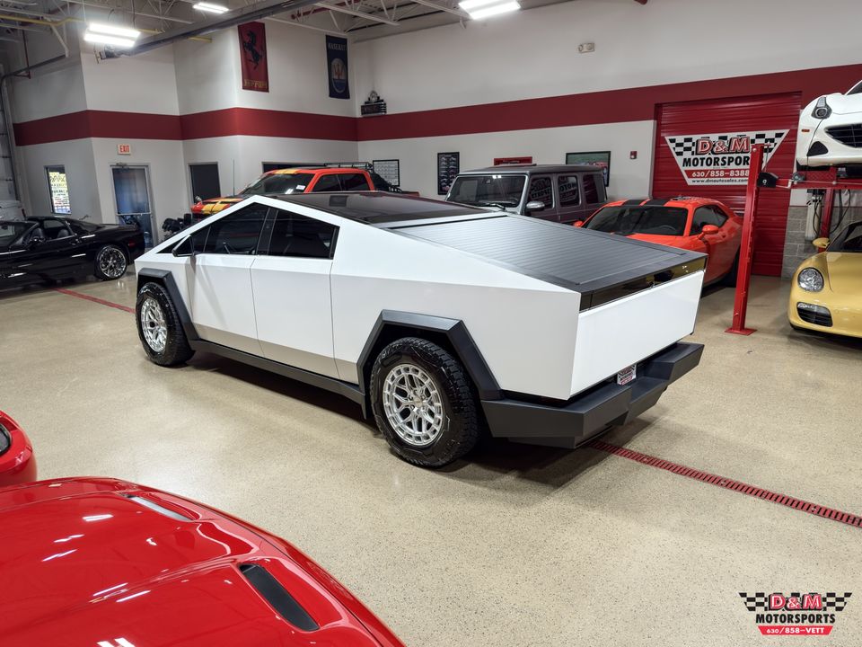 2024 Tesla Cybertruck
