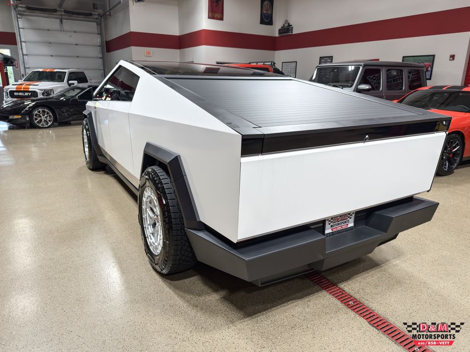 2024 Tesla Cybertruck