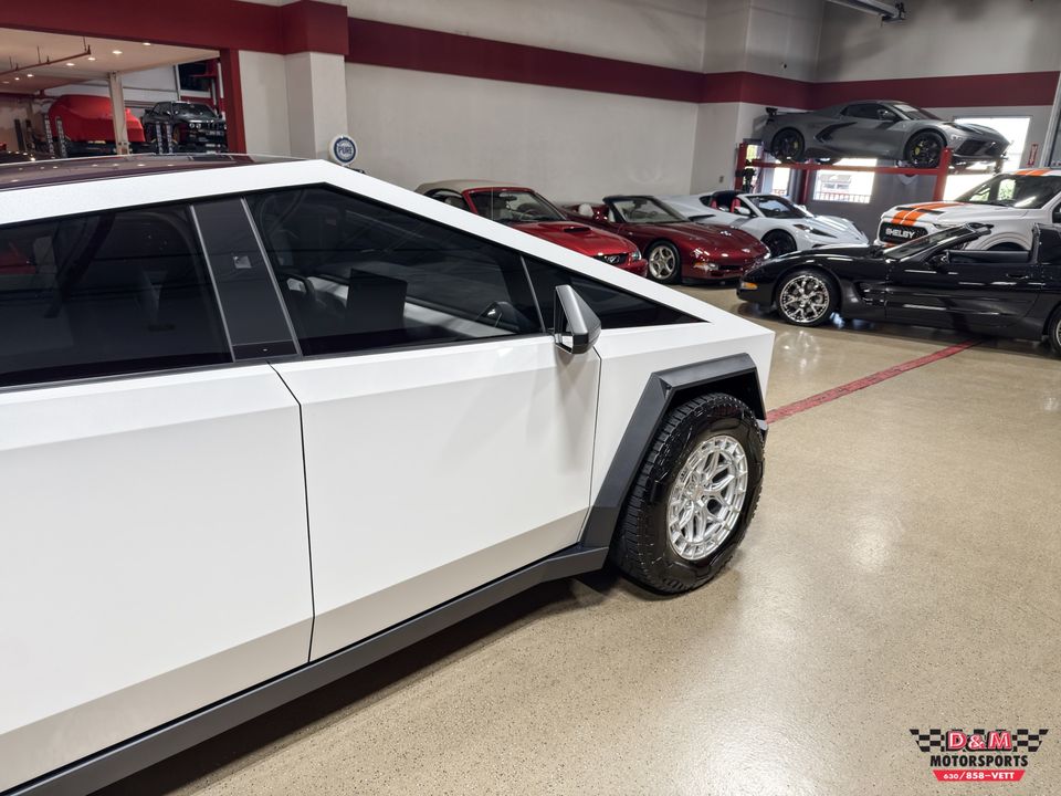 2024 Tesla Cybertruck