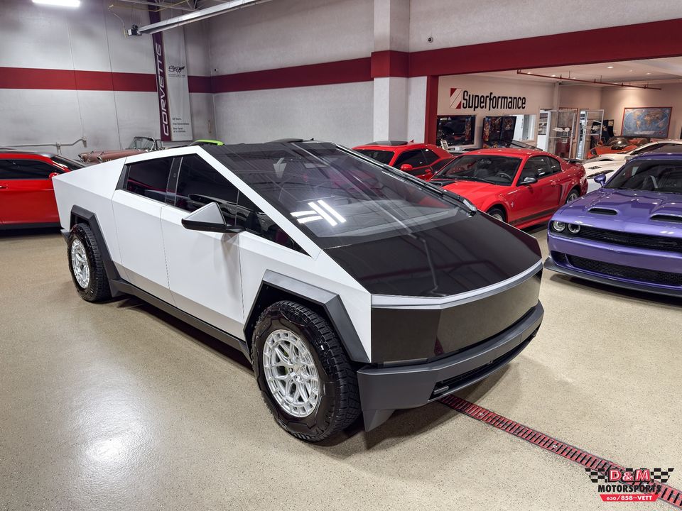 2024 Tesla Cybertruck
