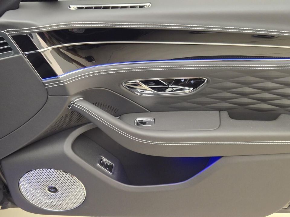 2023 Bentley Flying Spur