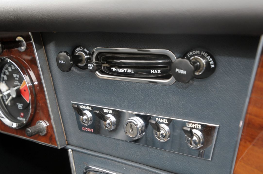 1965 Austin Healey 3000 BJ8 MKIII