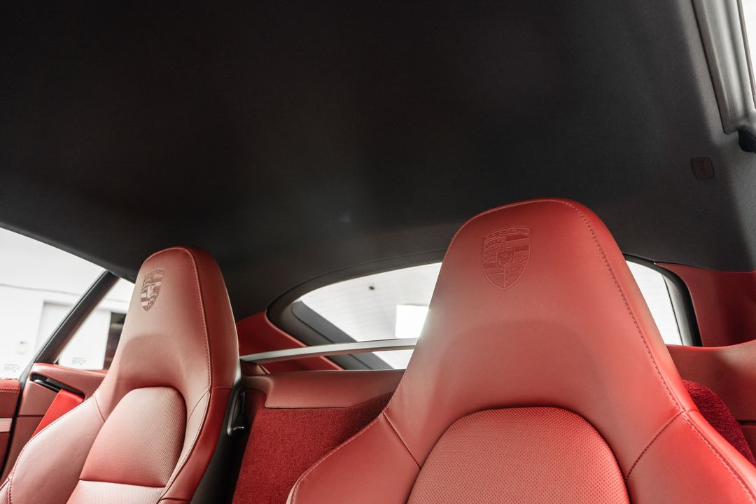 2024 Porsche 718 Cayman