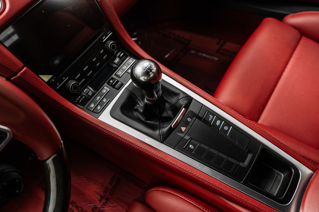 2024 Porsche 718 Cayman