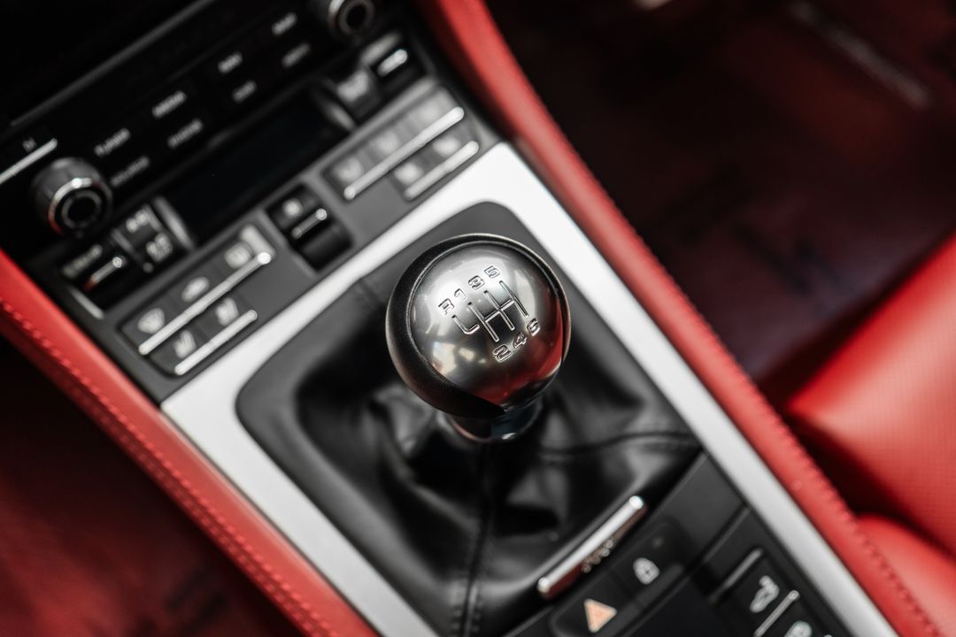 2024 Porsche 718 Cayman