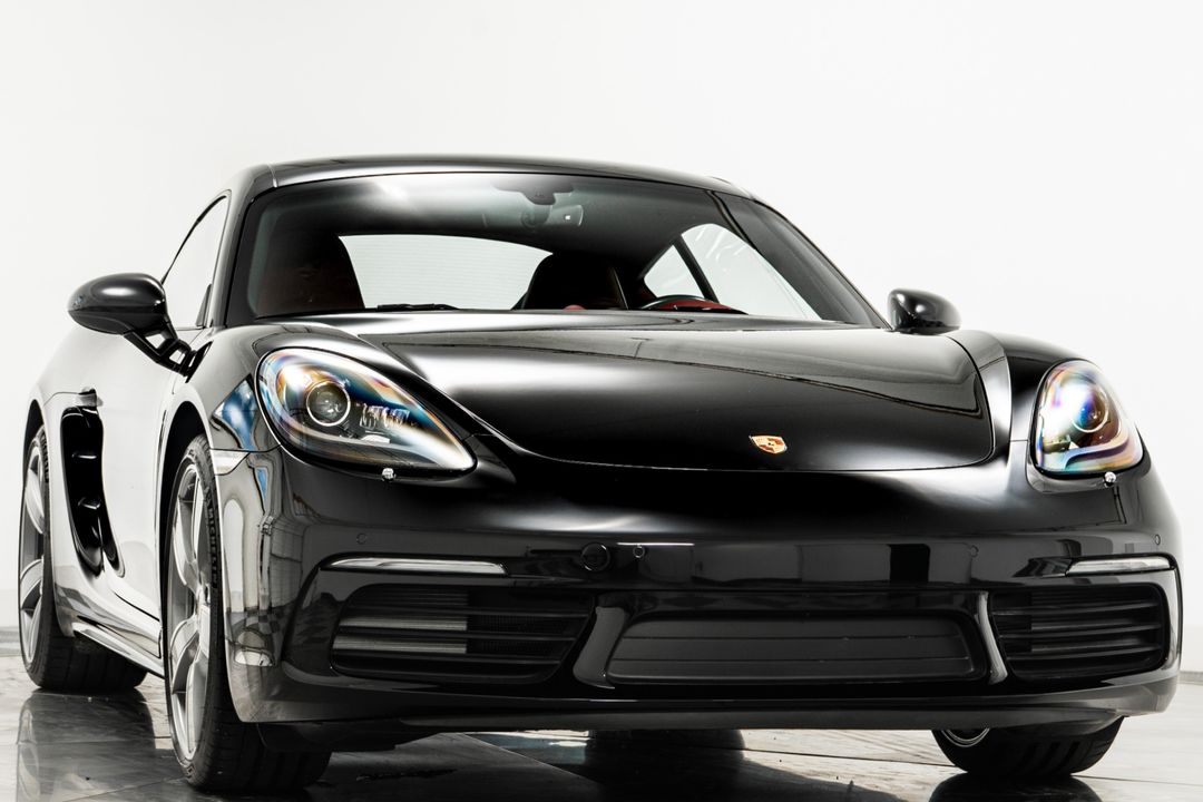 2024 Porsche 718 Cayman