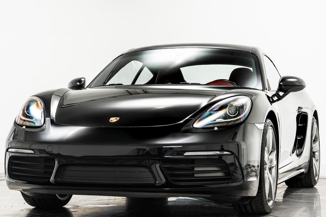 2024 Porsche 718 Cayman