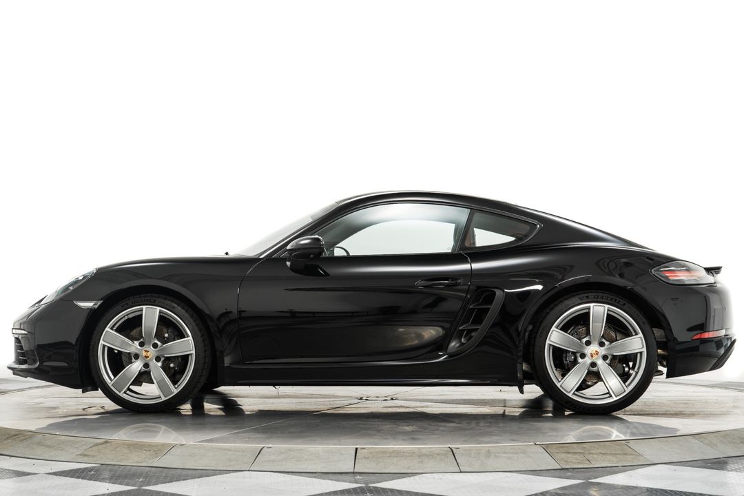2024 Porsche 718 Cayman