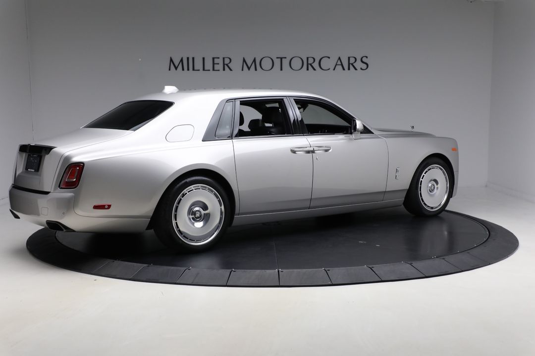 2023 Rolls-Royce Phantom