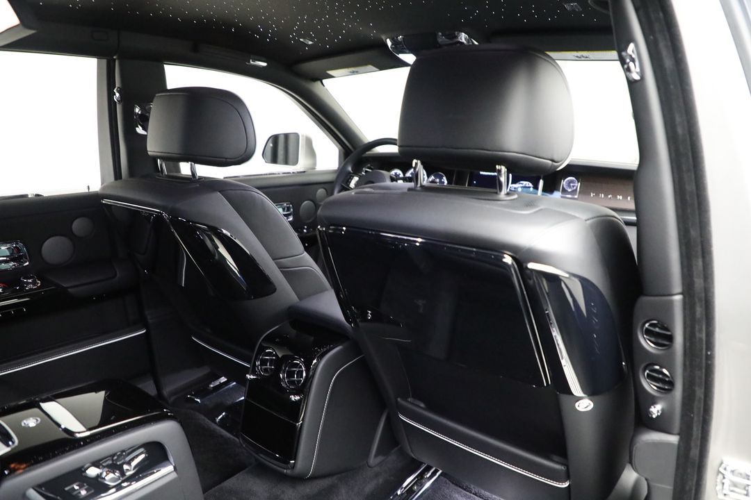 2023 Rolls-Royce Phantom