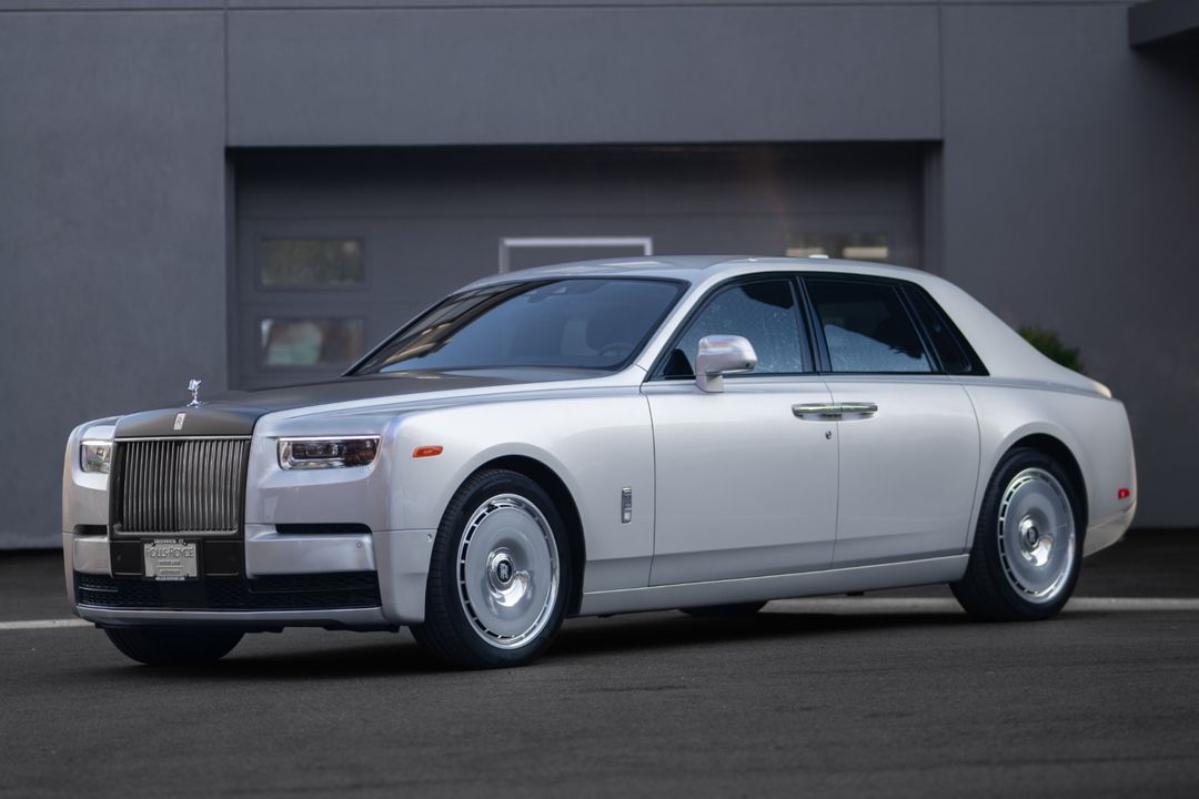 2023 Rolls-Royce Phantom