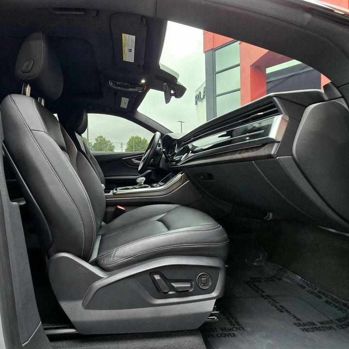 2021 Audi Q8