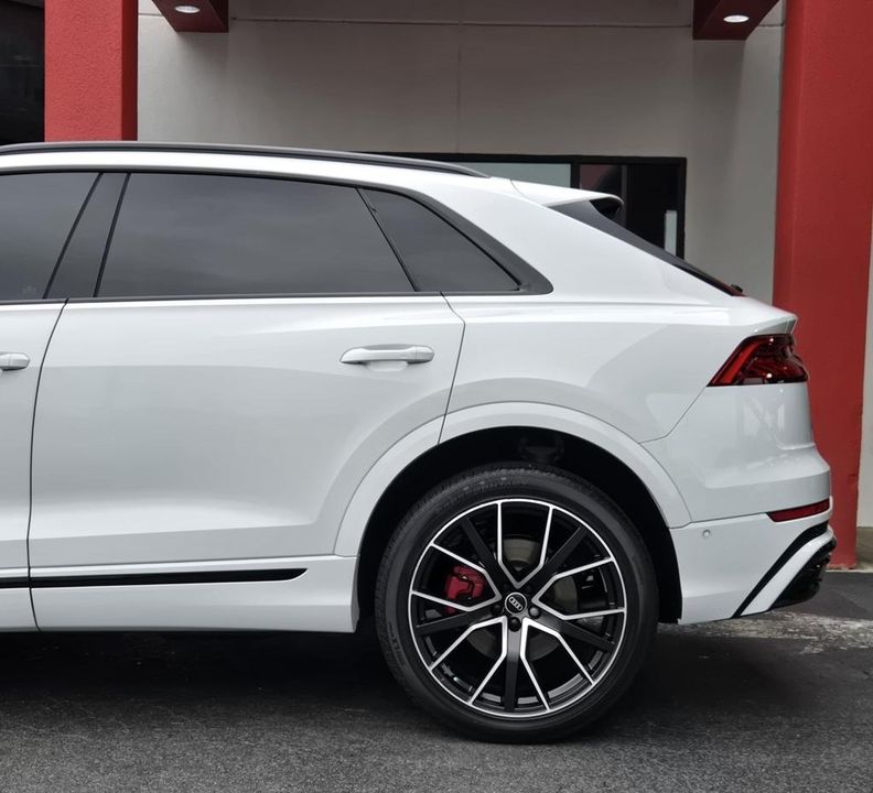 2021 Audi Q8