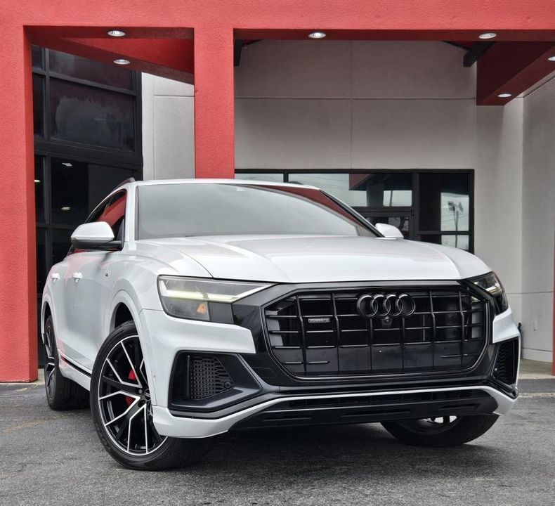2021 Audi Q8