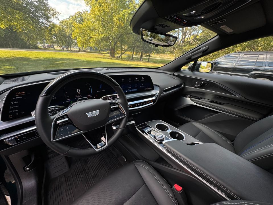 2024 Cadillac LYRIQ