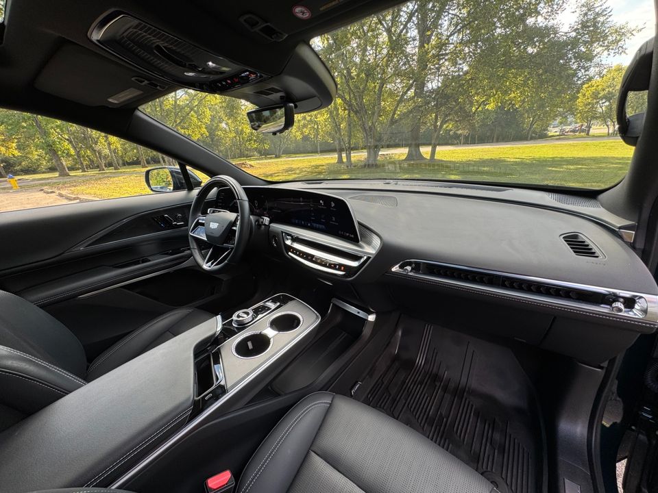 2024 Cadillac LYRIQ