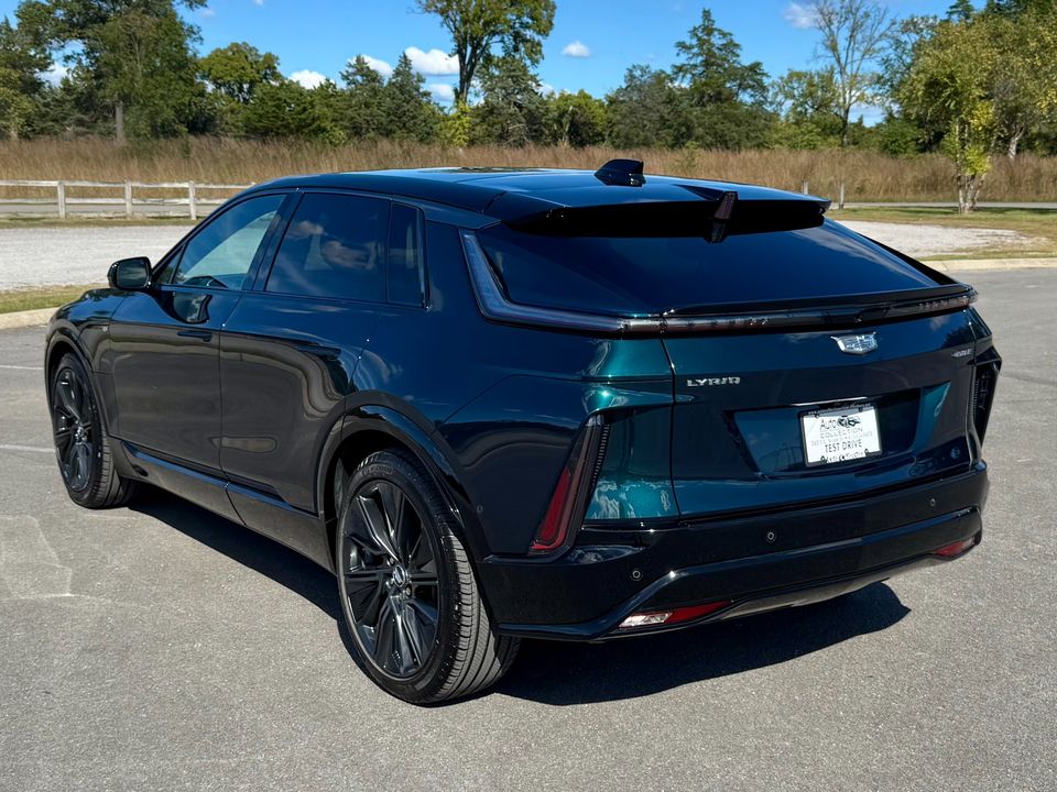 2024 Cadillac LYRIQ