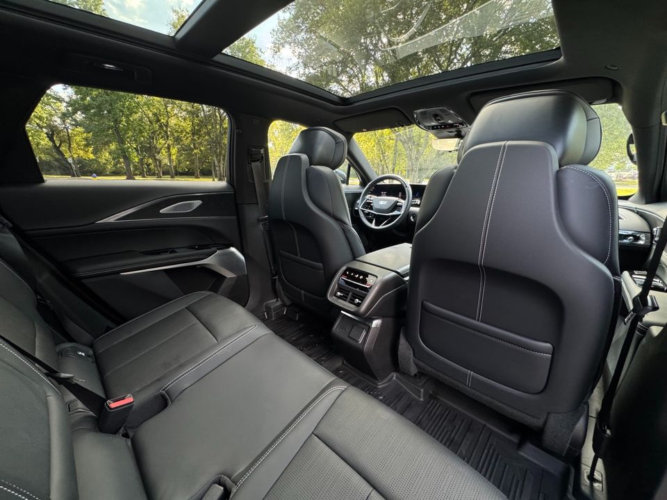 2024 Cadillac LYRIQ