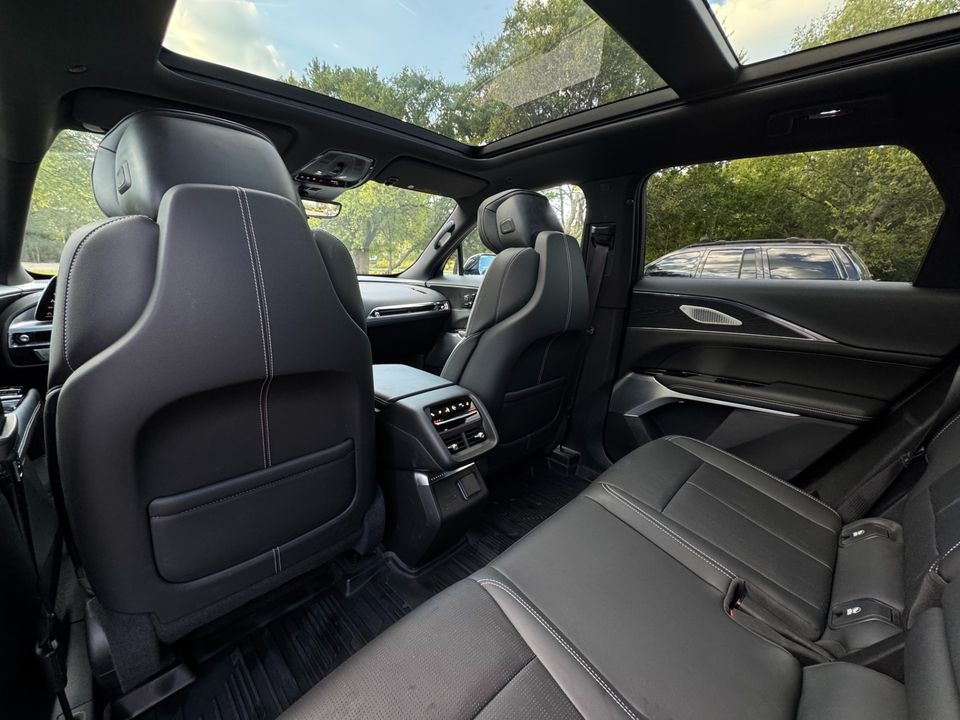 2024 Cadillac LYRIQ