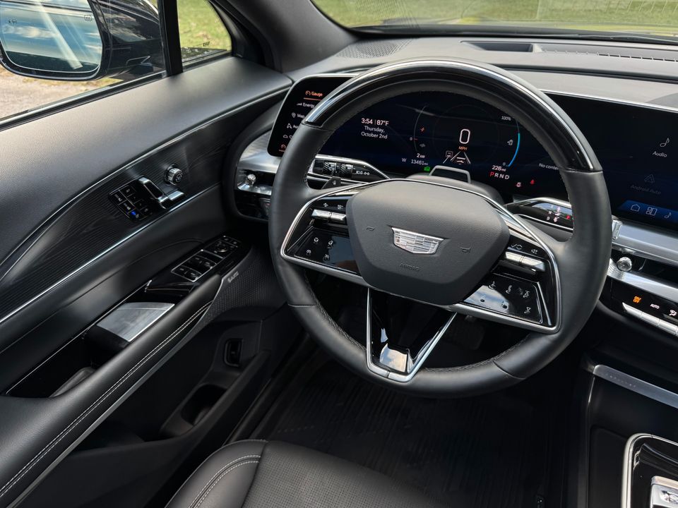 2024 Cadillac LYRIQ