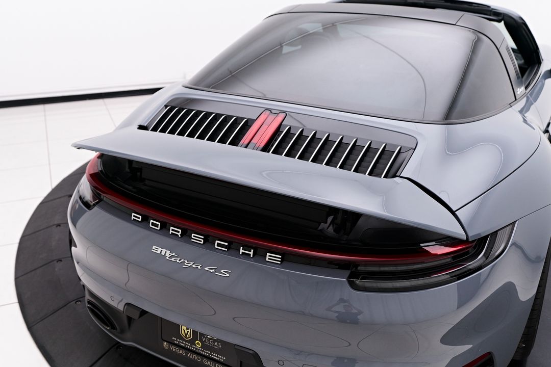 2023 Porsche 911
