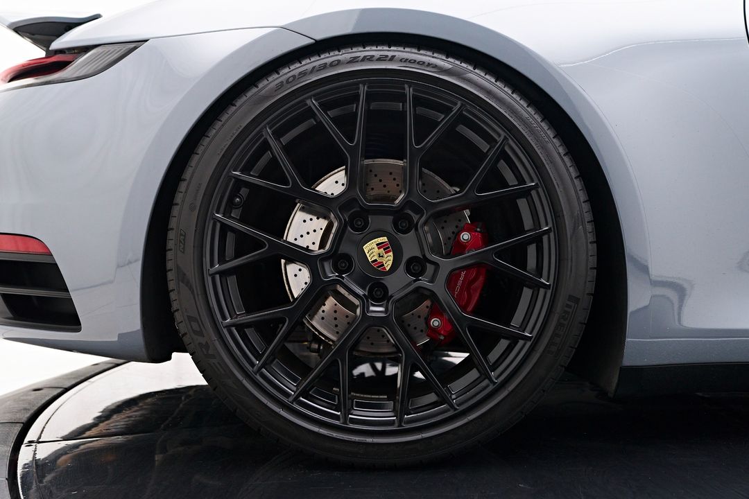 2023 Porsche 911
