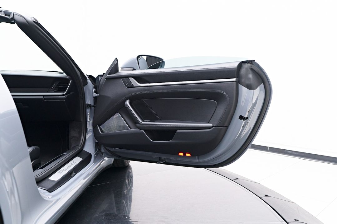 2023 Porsche 911