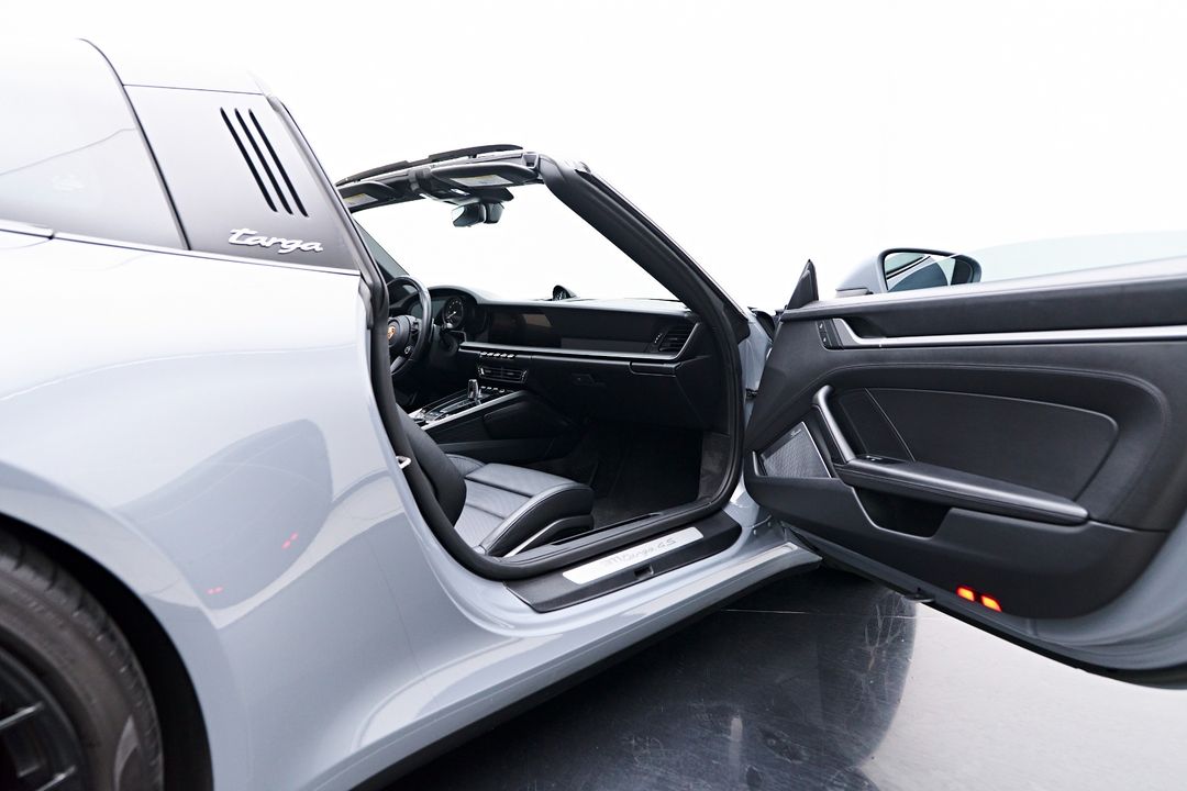 2023 Porsche 911