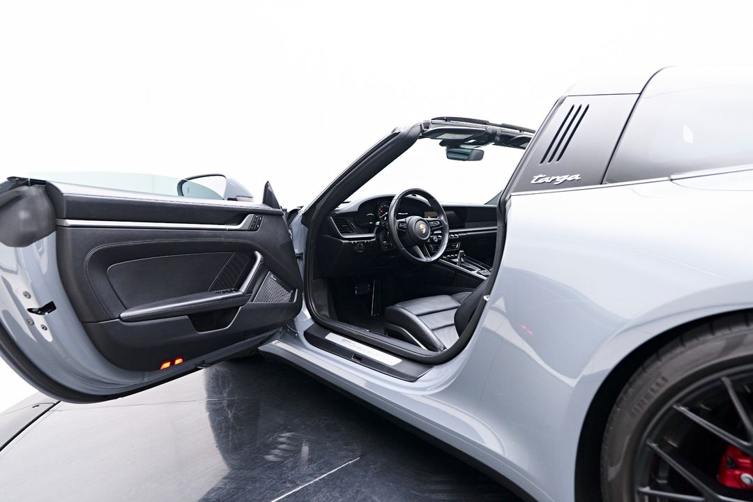 2023 Porsche 911