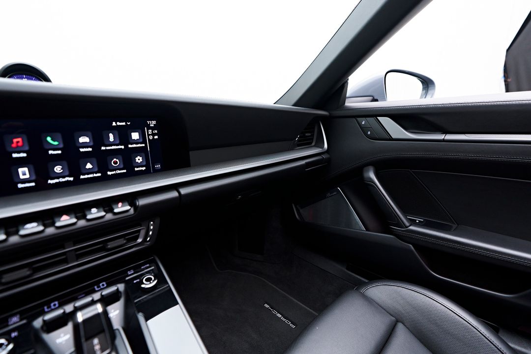 2023 Porsche 911