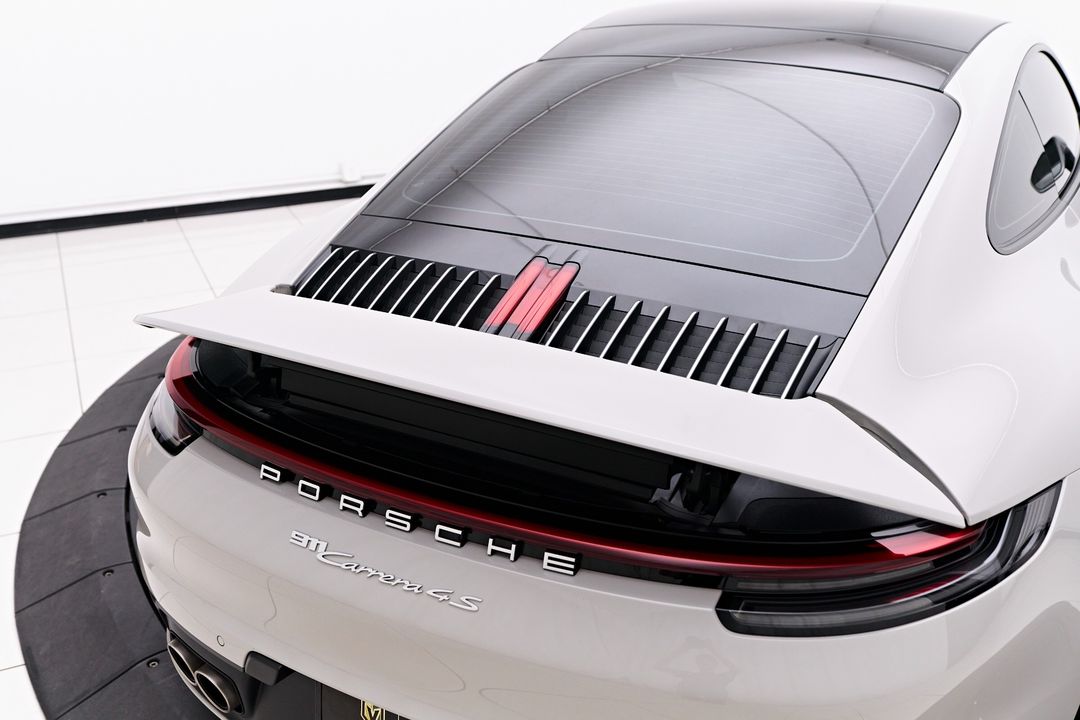 2023 Porsche 911