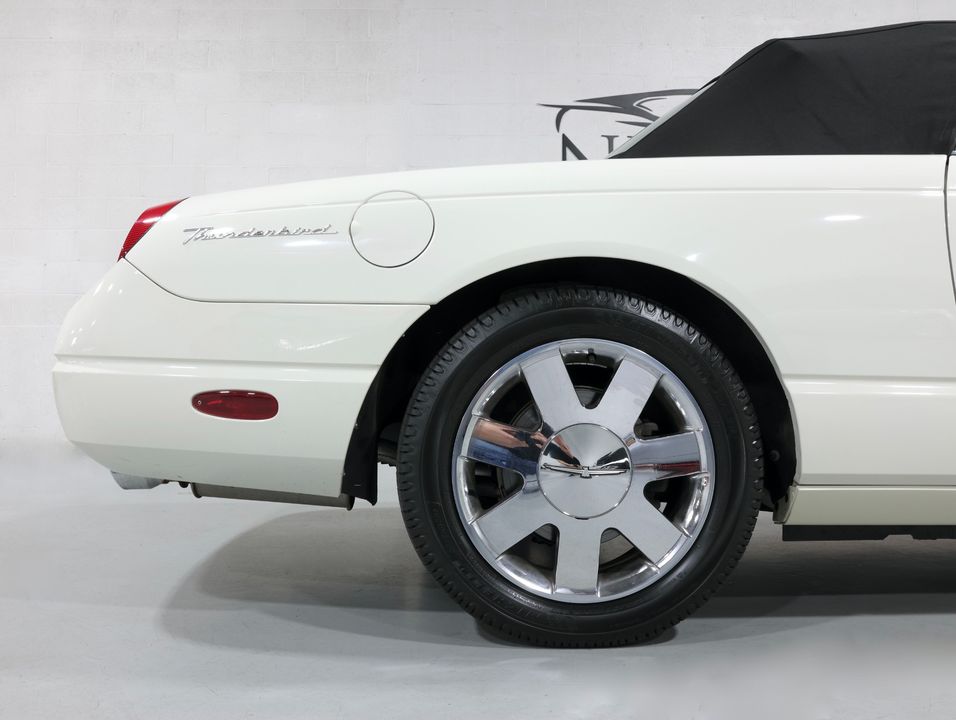 2002 Ford Thunderbird