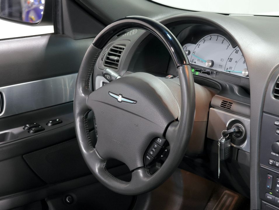2002 Ford Thunderbird