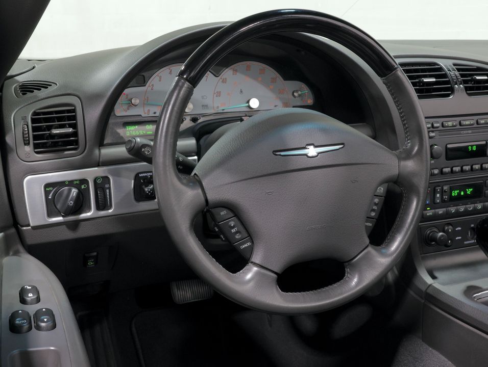 2002 Ford Thunderbird