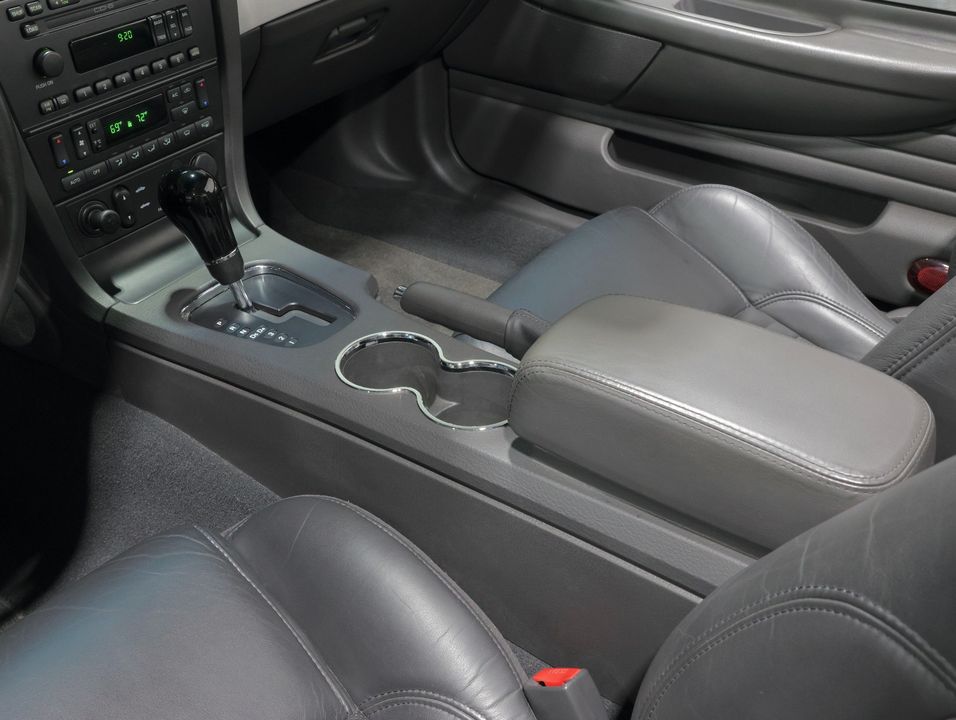 2002 Ford Thunderbird