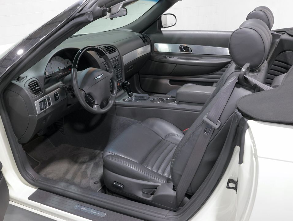 2002 Ford Thunderbird